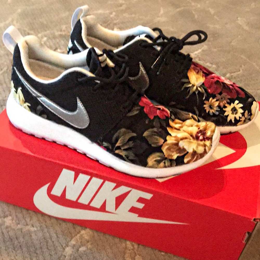 Nike roshe one custom